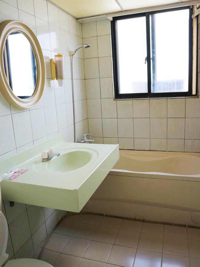Sanmin Hotel Чжанхуа Екстер'єр фото